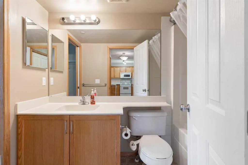 390 Marina Drive, #116