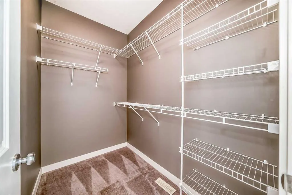 59 West Coach Manor SW, #5