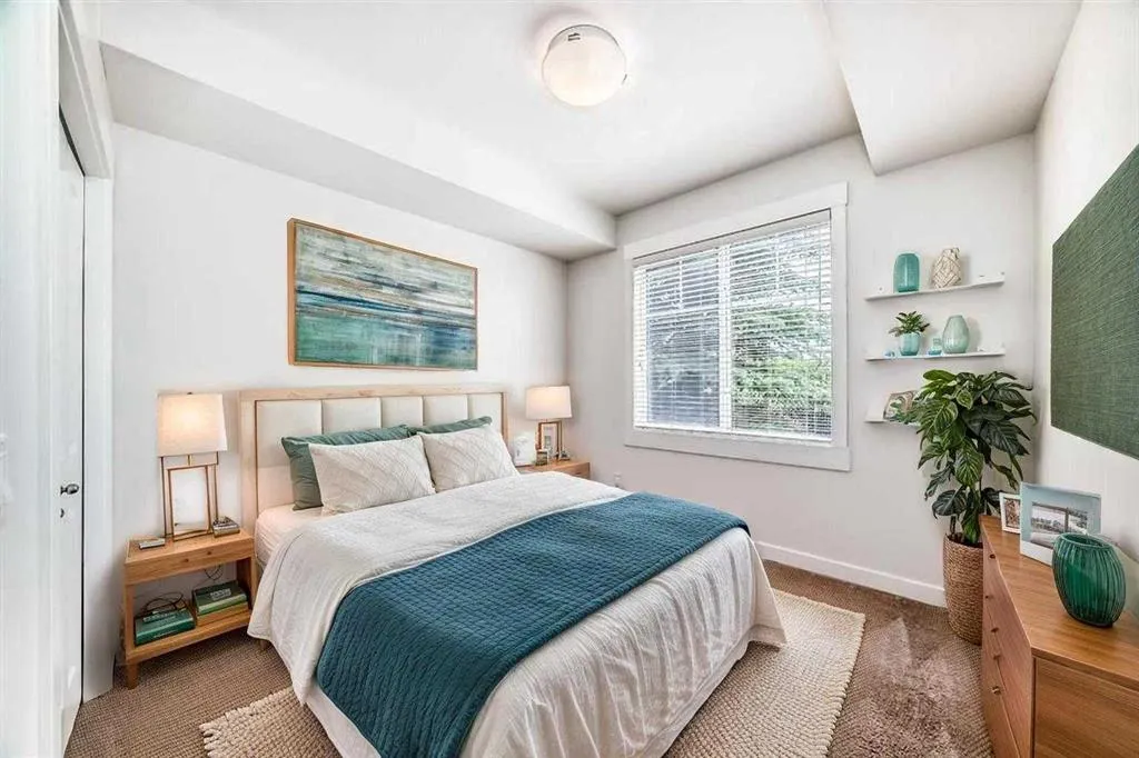 59 West Coach Manor SW, #5
