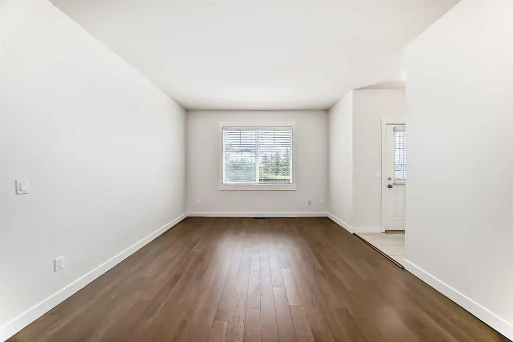 59 West Coach Manor SW, #5