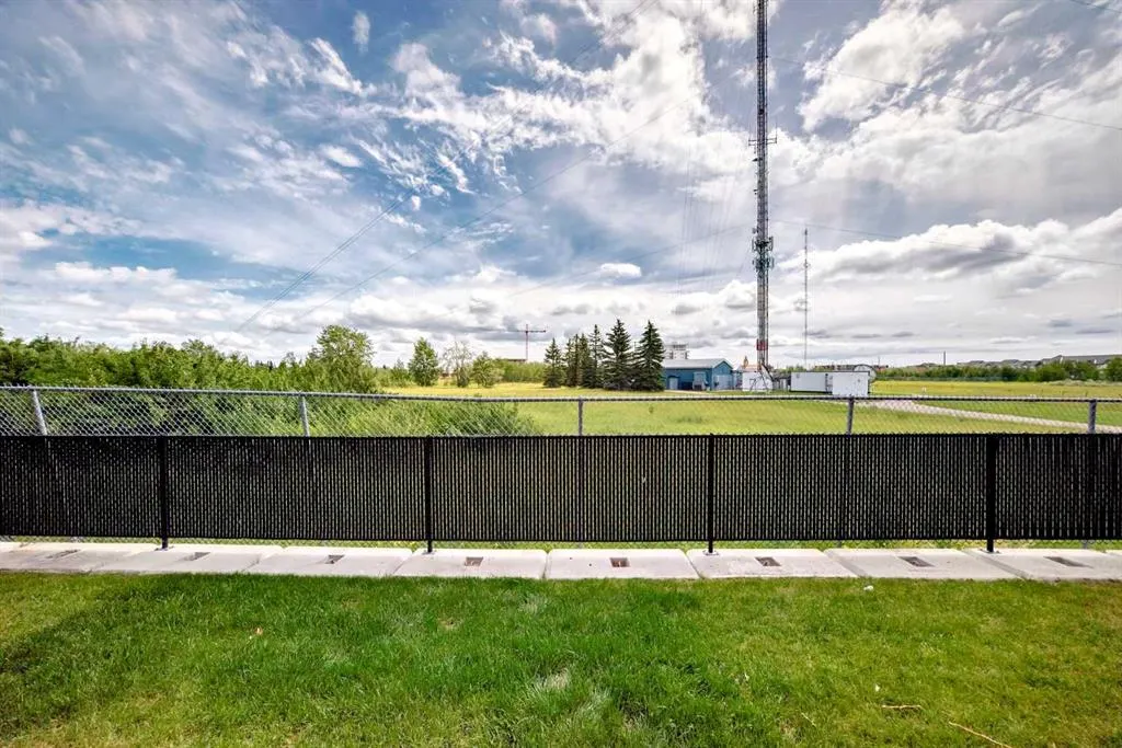 59 West Coach Manor SW, #5