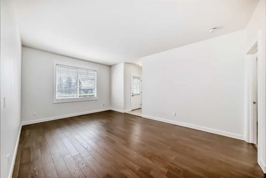 59 West Coach Manor SW, #5