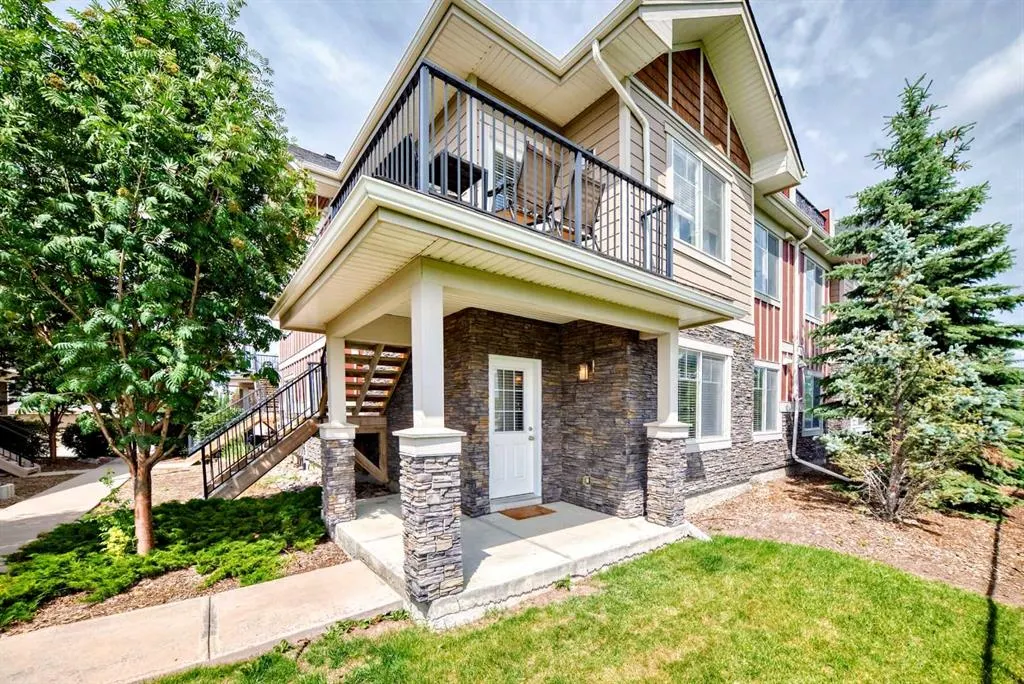 59 West Coach Manor SW, #5