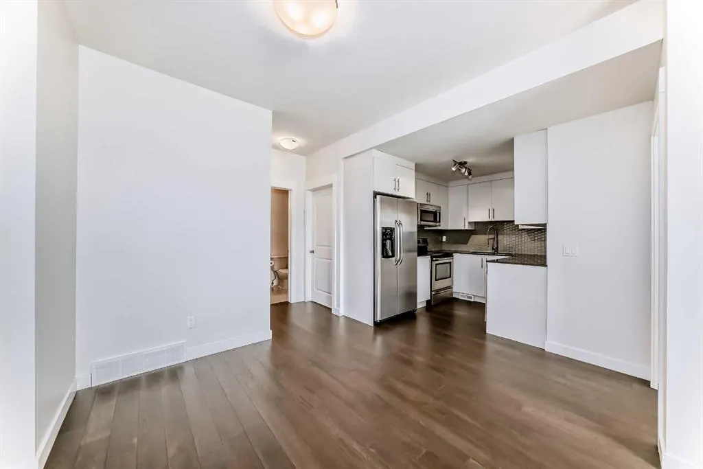 59 West Coach Manor SW, #5