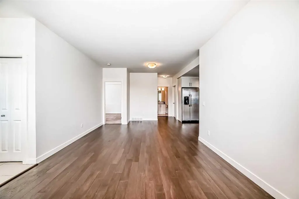 59 West Coach Manor SW, #5