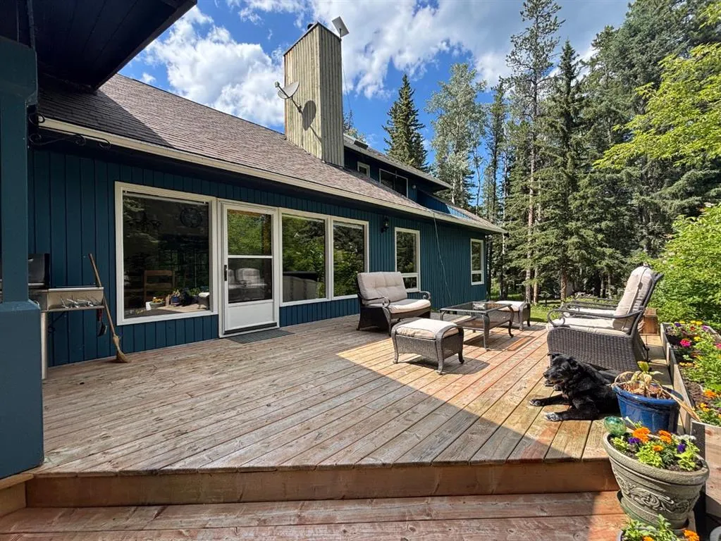 125 Elk Valley Crescent
