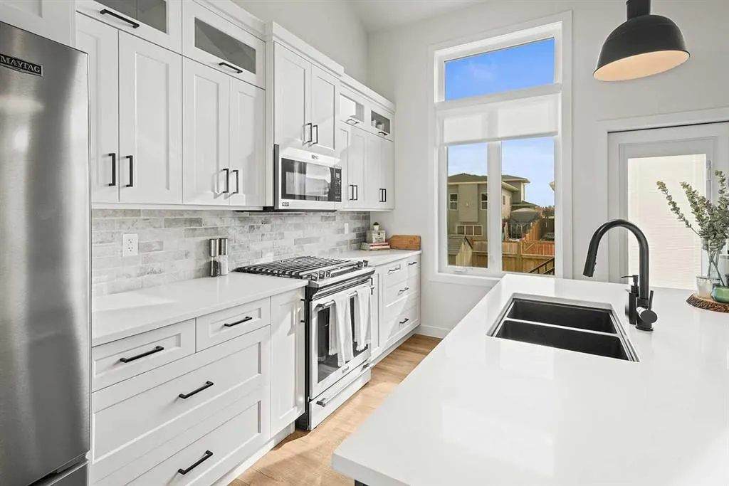 37 Arrowwood Close
