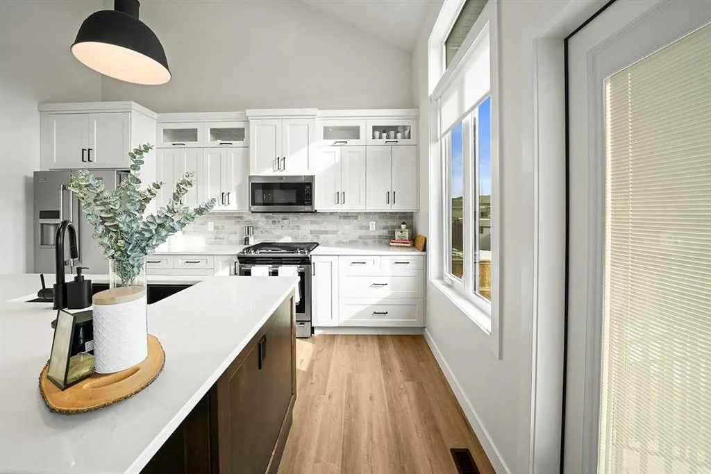 37 Arrowwood Close