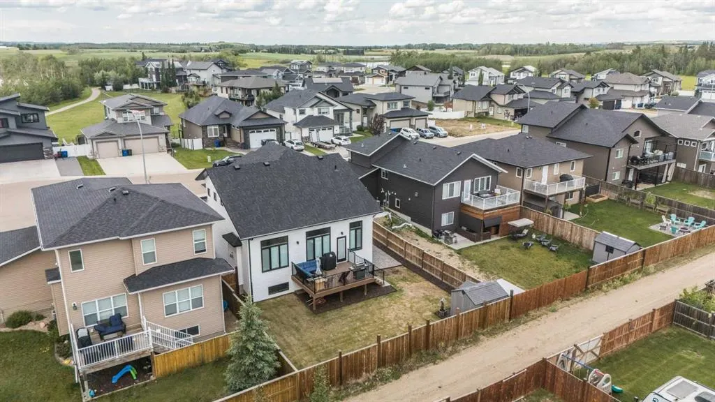 37 Arrowwood Close