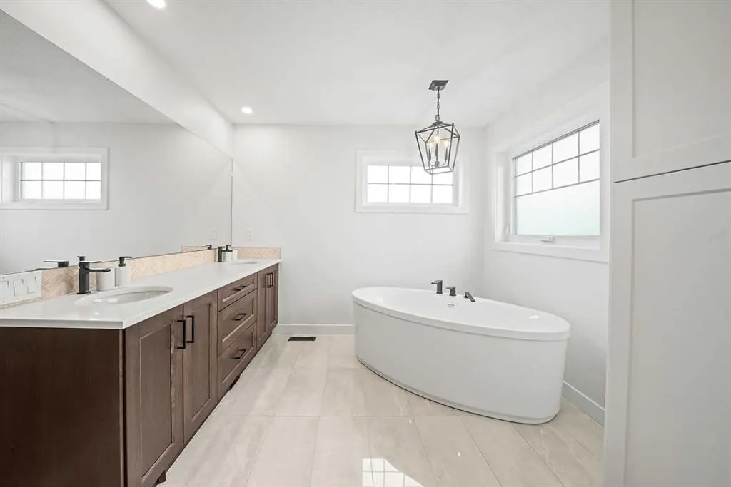 37 Arrowwood Close