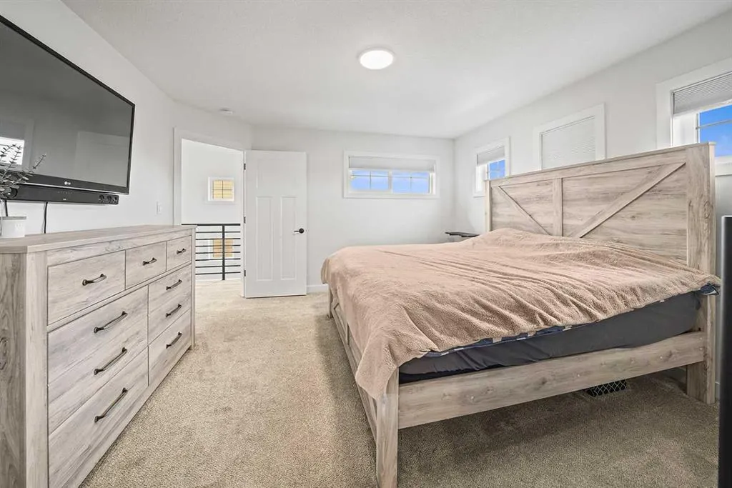 37 Arrowwood Close
