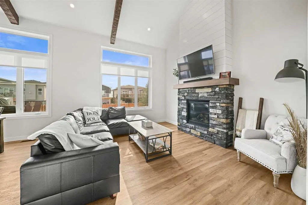 37 Arrowwood Close