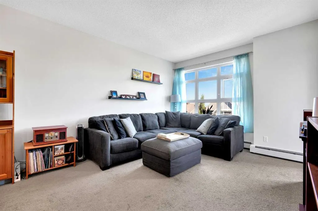 25 Auburn Meadows Avenue SE, #319