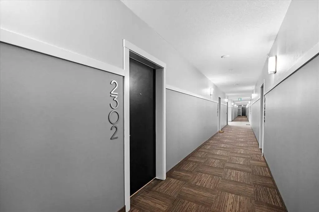 42 CRANBROOK Gardens SE, #2302