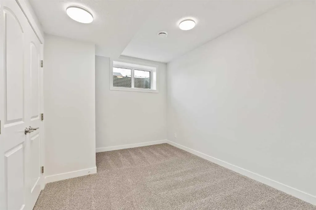 201 Setonstone Green SE