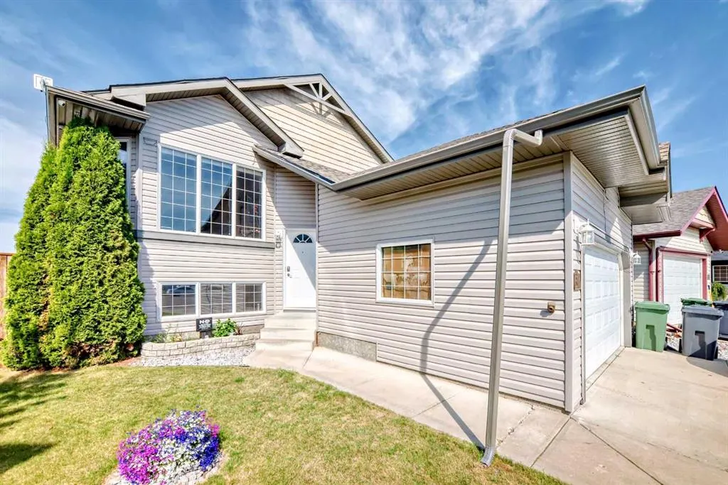 6304 60 Street Close