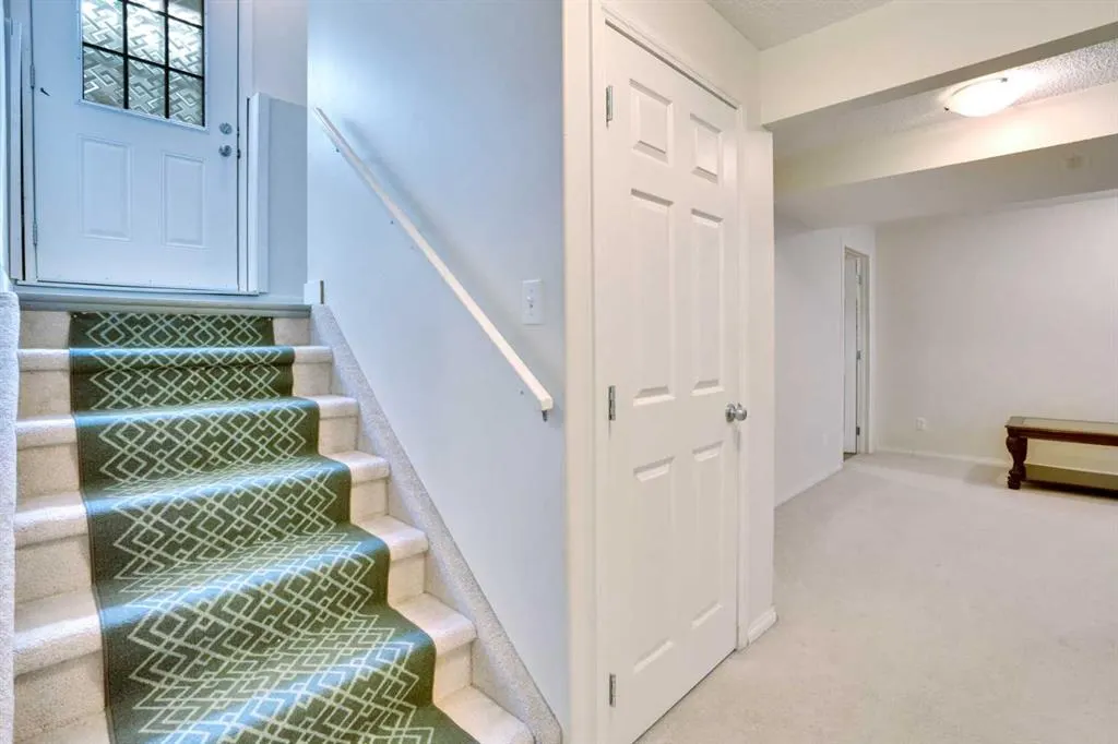 48 Saddleland Close NE