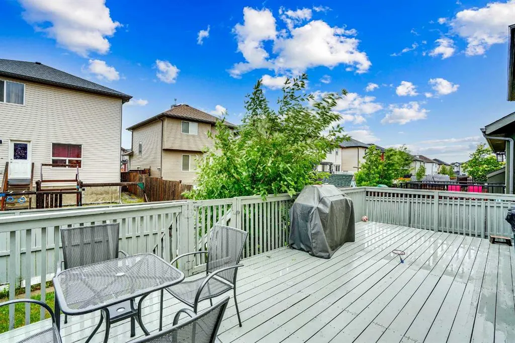 48 Saddleland Close NE