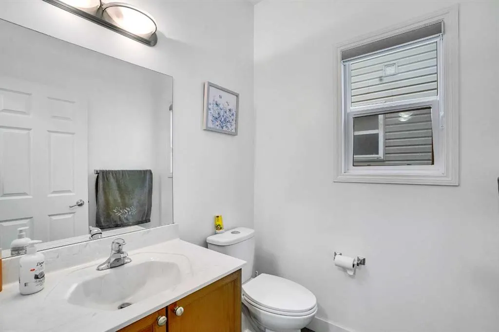 48 Saddleland Close NE