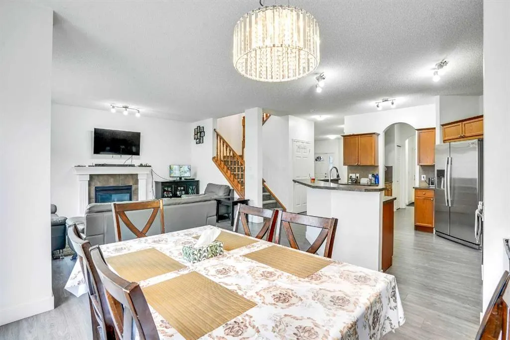48 Saddleland Close NE