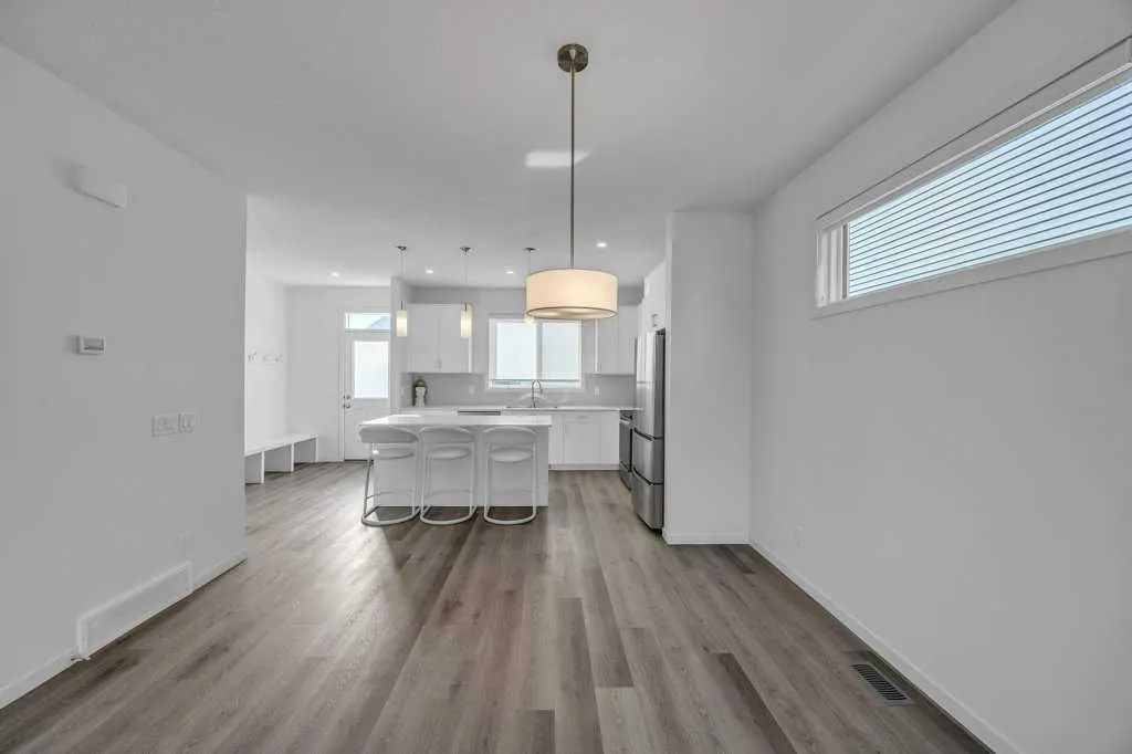 4 Birch Glen