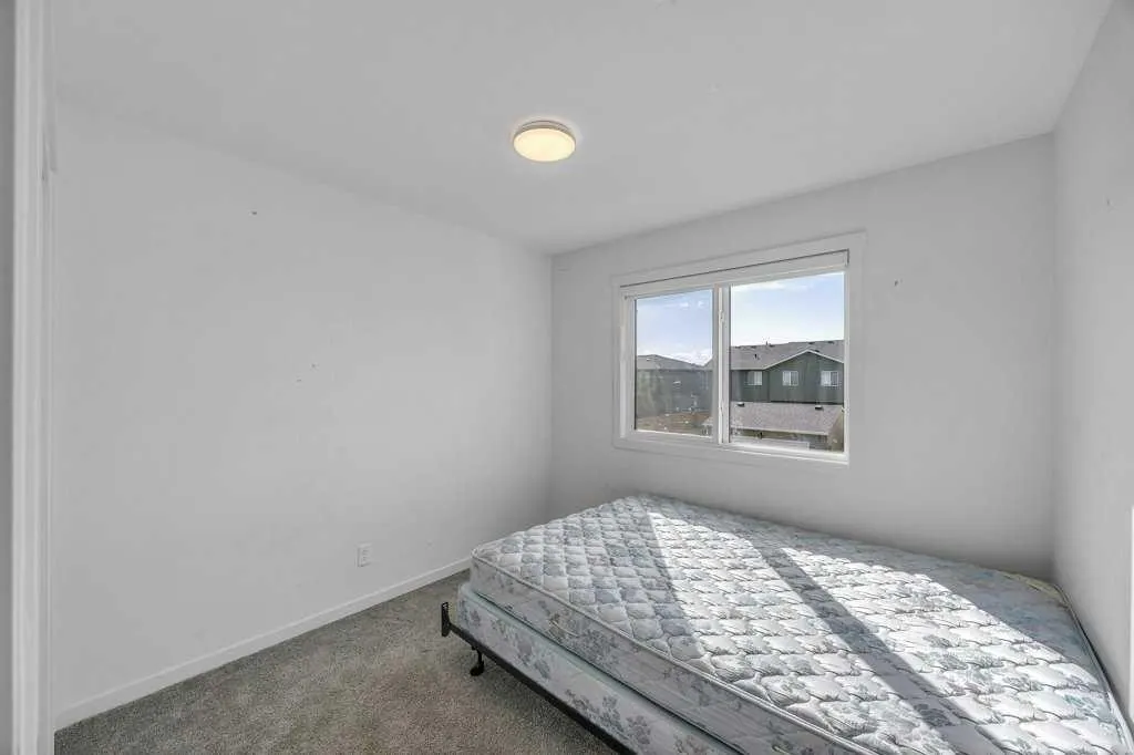 4 Birch Glen