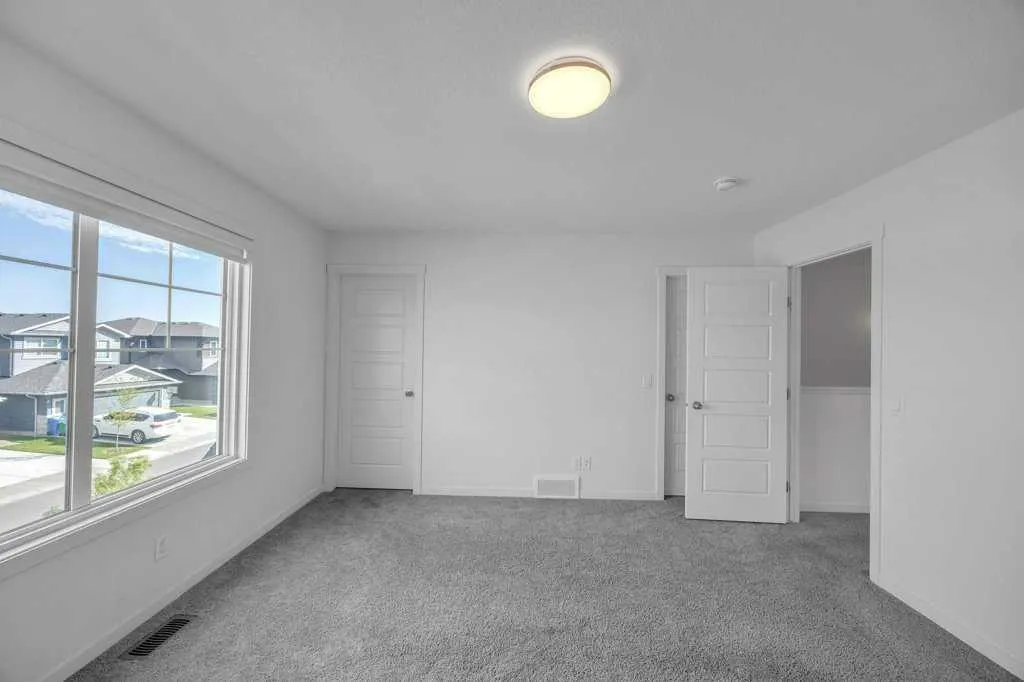 4 Birch Glen