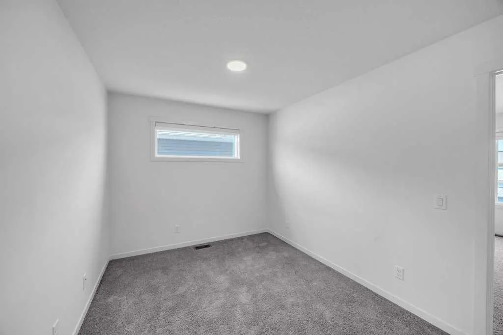 4 Birch Glen