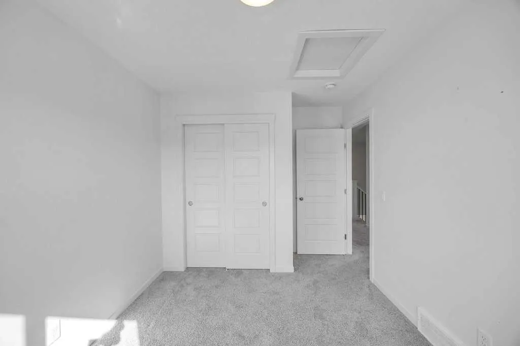 4 Birch Glen