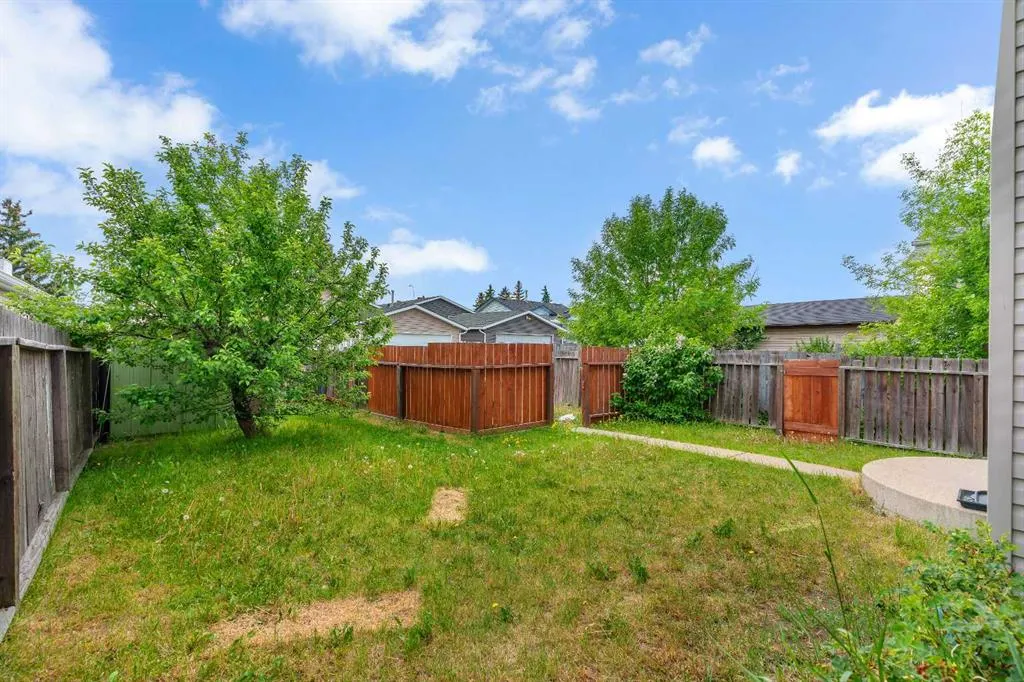 57 Falmere Way NE