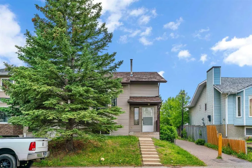 57 Falmere Way NE