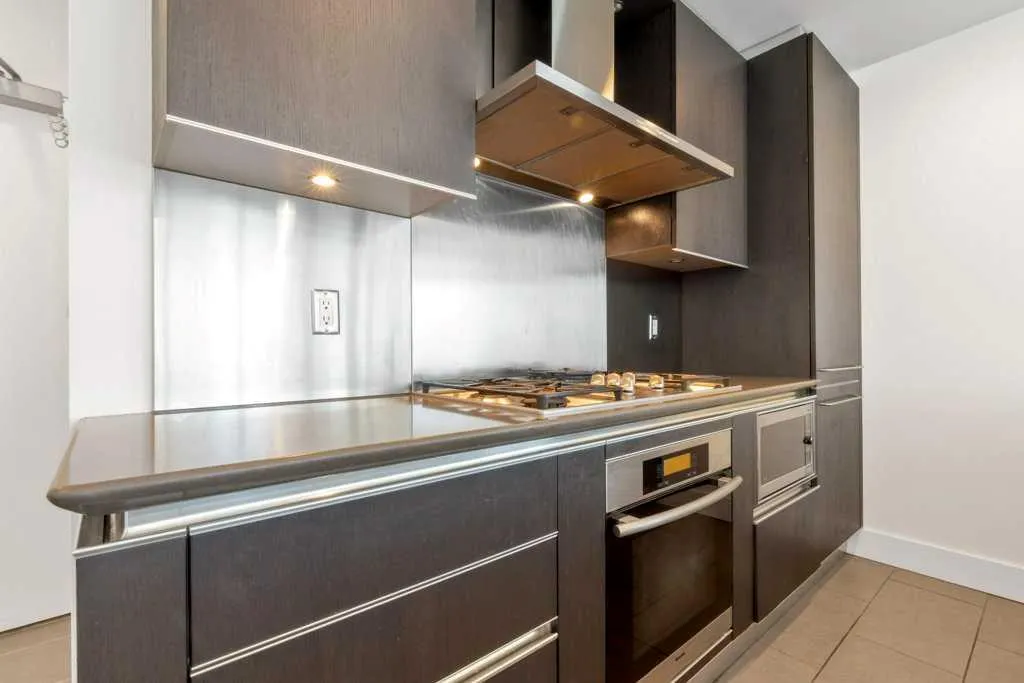 433 11 Avenue SE, #1505