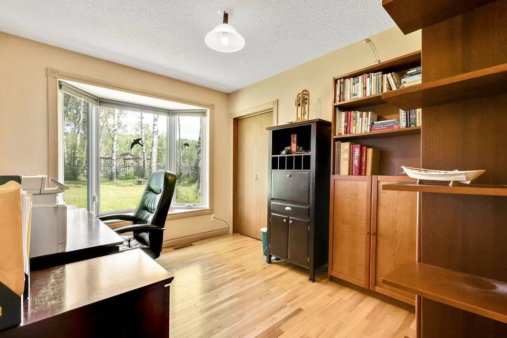 98 Saddle Road
