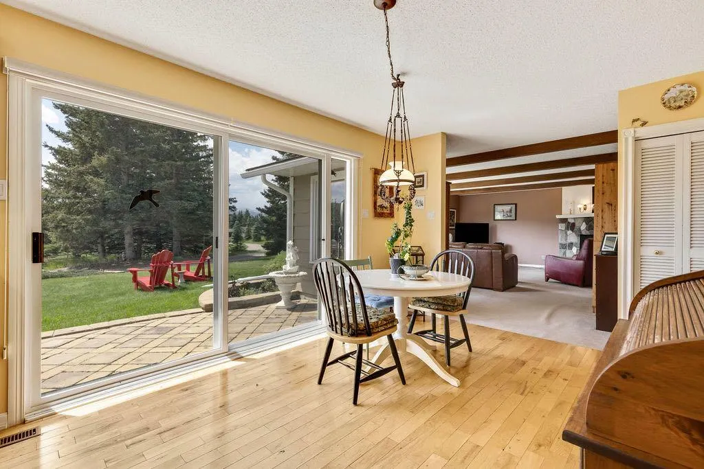 98 Saddle Road