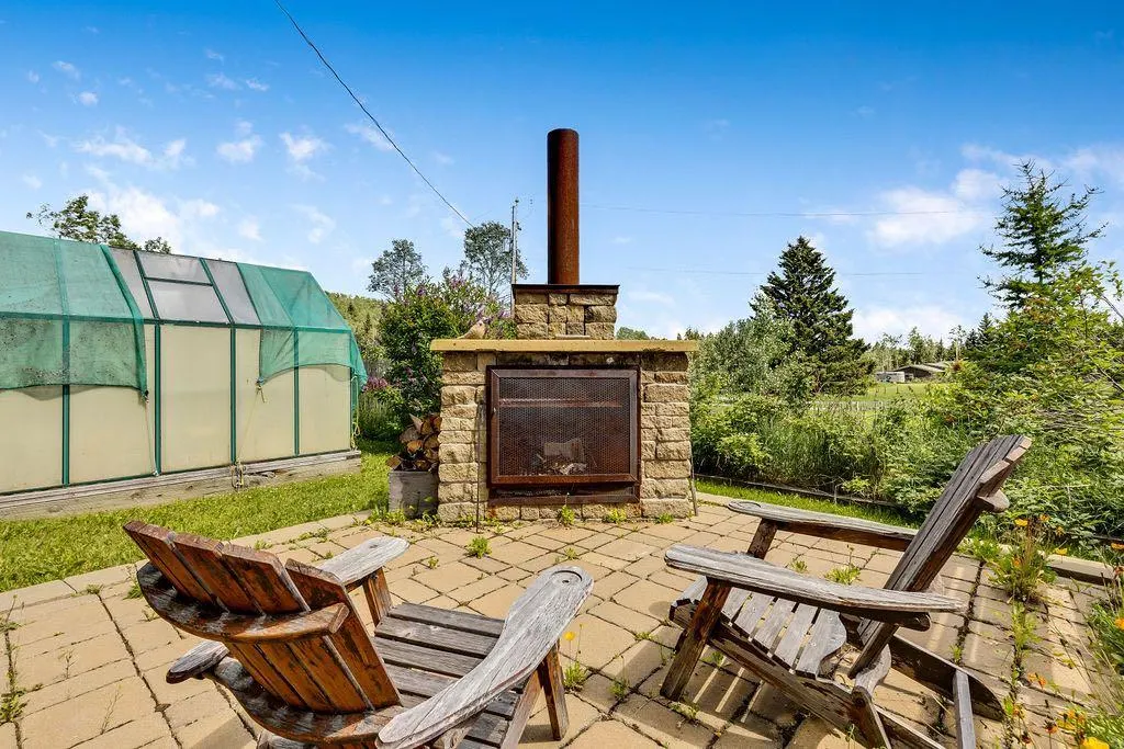 98 Saddle Road