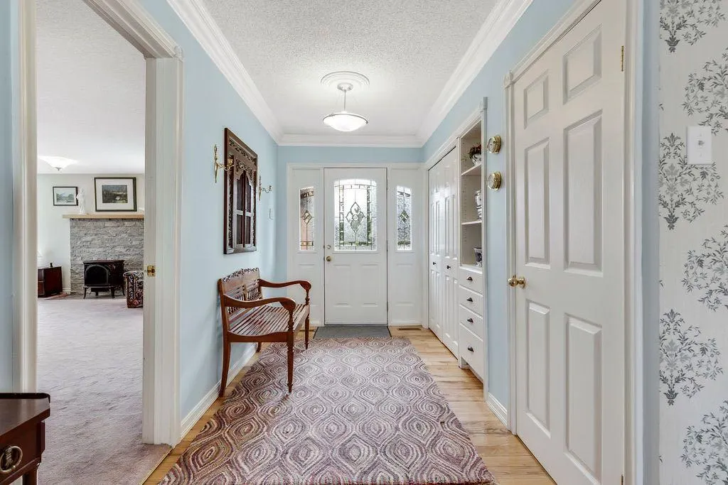 98 Saddle Road