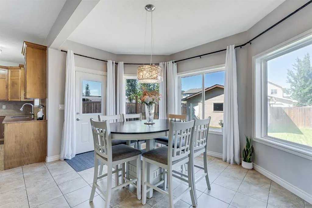 178 Baywater Rise SW