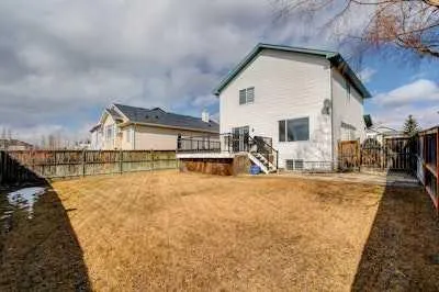 163 Springmere Close