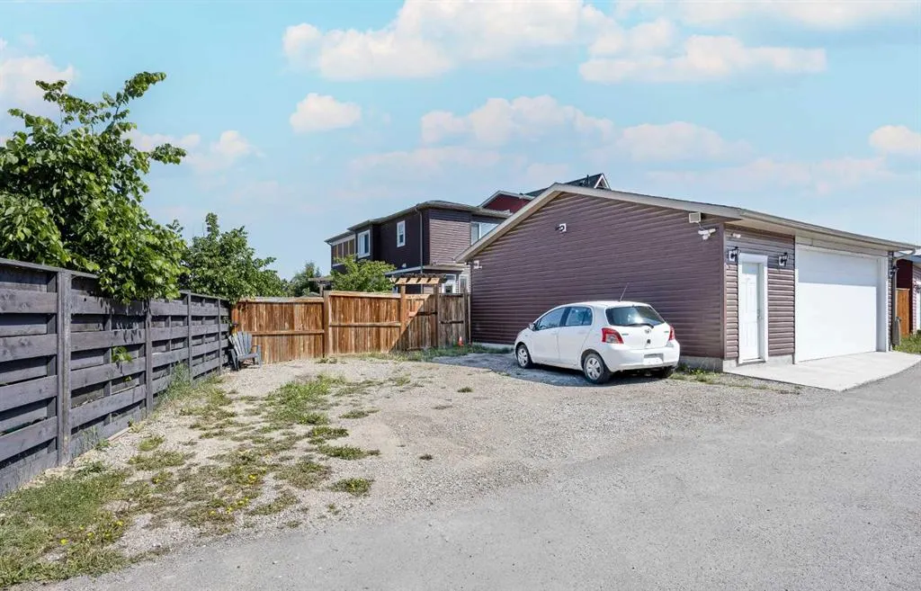 140 Seton Terrace SE