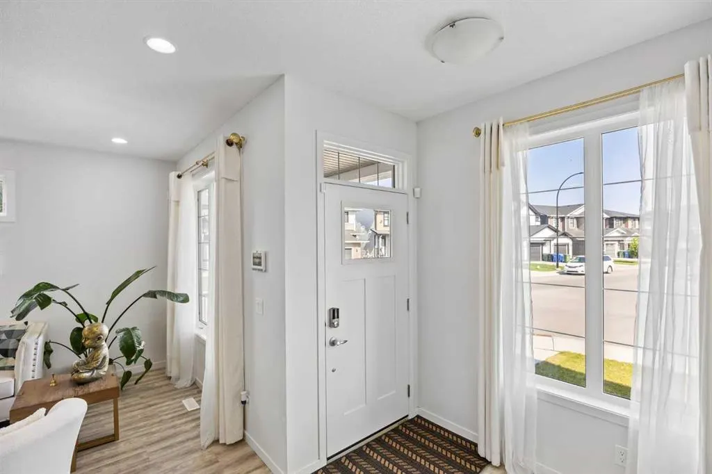 140 Seton Terrace SE