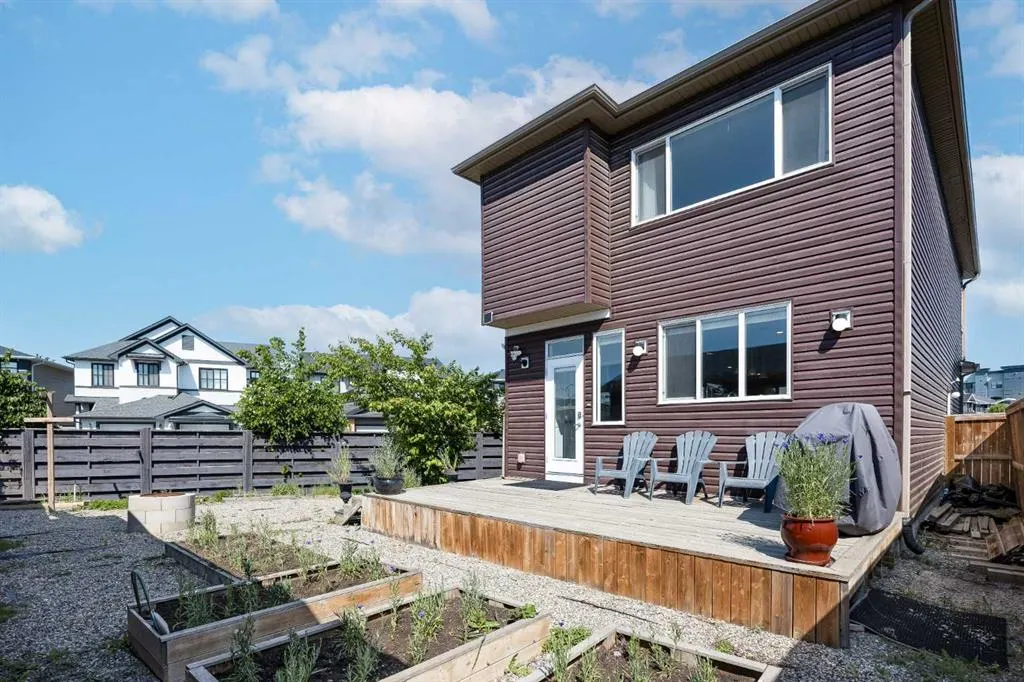 140 Seton Terrace SE