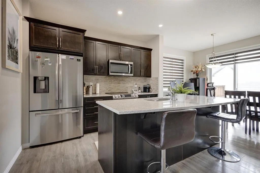 324 Carrington Way NW