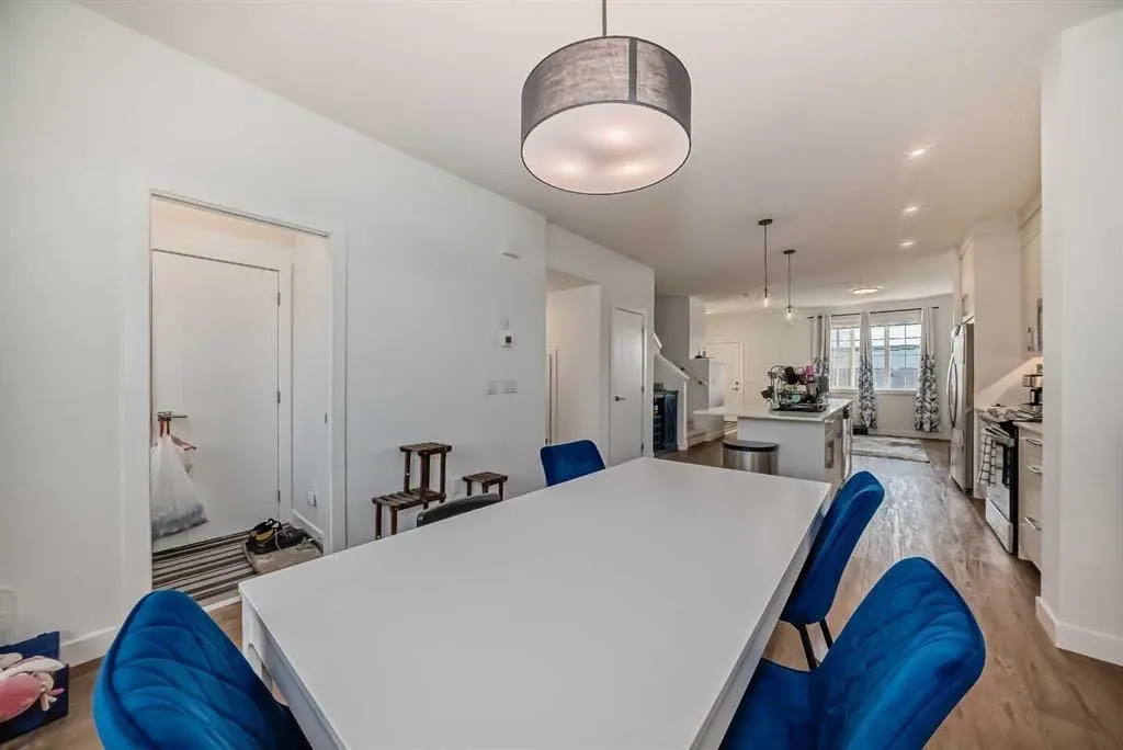 144 Merganser Drive W