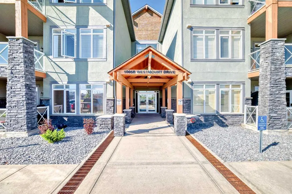 1005B Westmount Drive, #216
