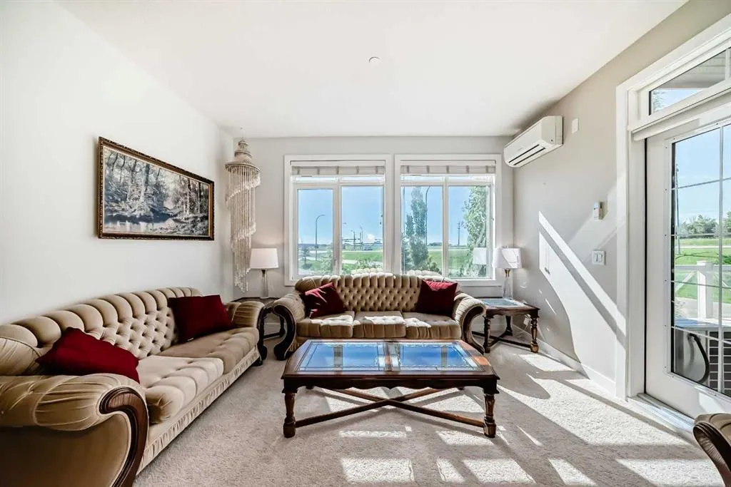 1005B Westmount Drive, #216