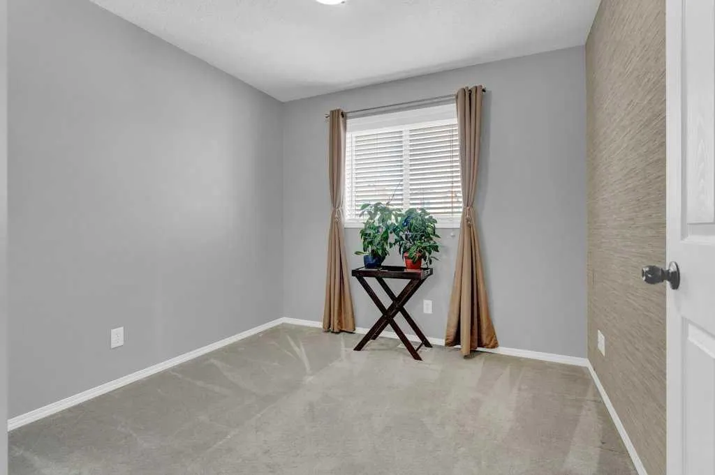 241 Covemeadow Road NE