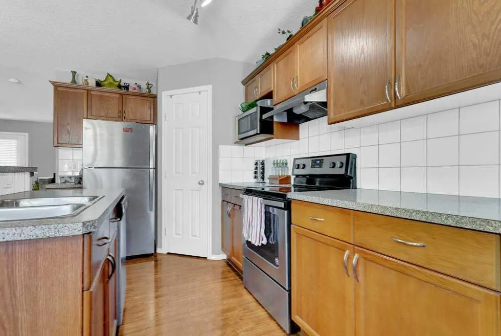 241 Covemeadow Road NE