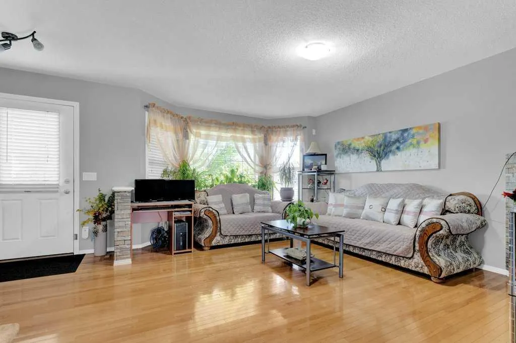241 Covemeadow Road NE
