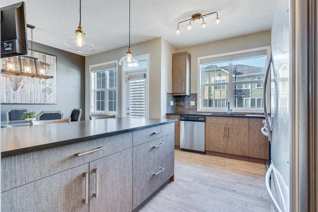 297 Mahogany Boulevard SE