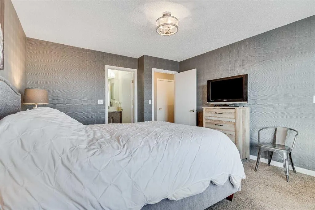 297 Mahogany Boulevard SE